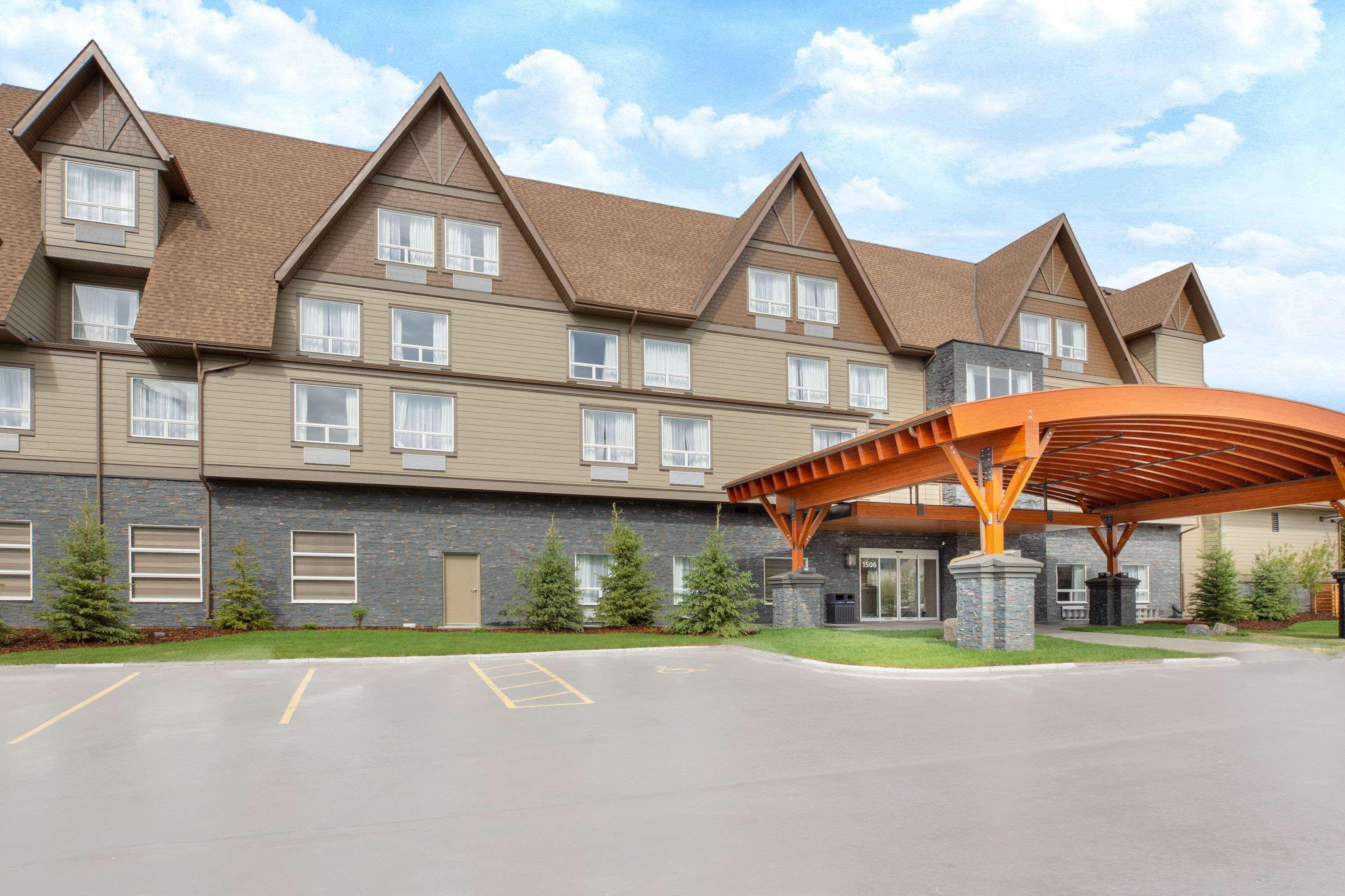 Super 8 By Wyndham Canmore Eksteriør billede
