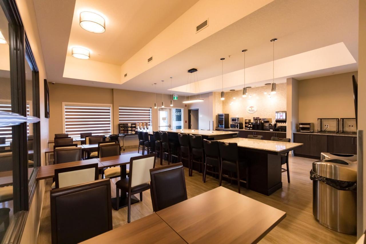 Super 8 By Wyndham Canmore Eksteriør billede