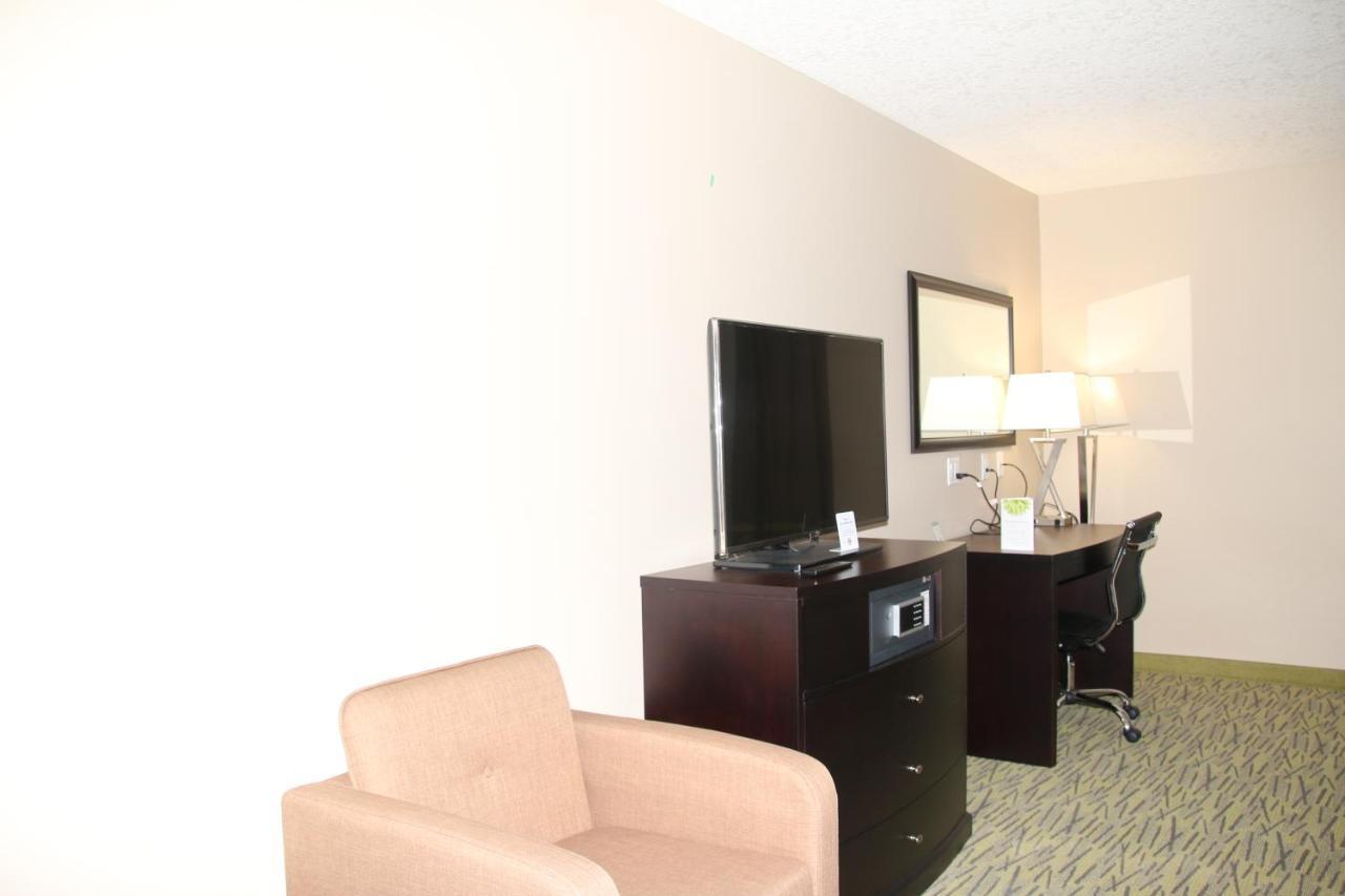 Super 8 By Wyndham Canmore Eksteriør billede